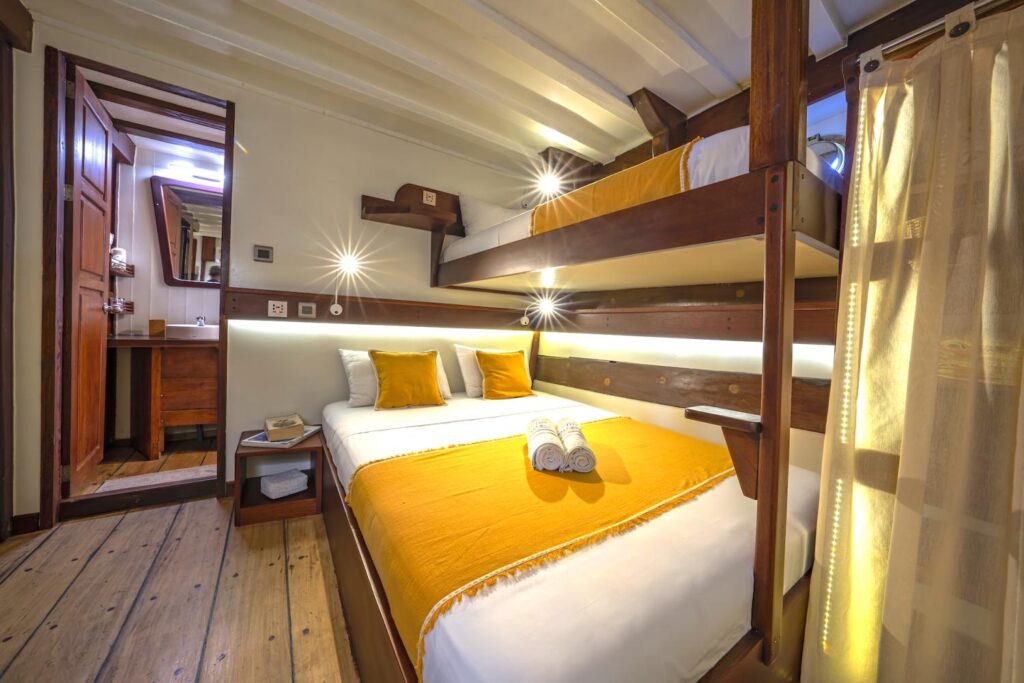 Ambai Double Twin Cabin