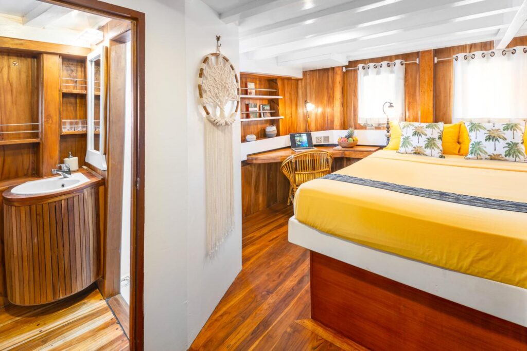 Seahorse Double Cabin