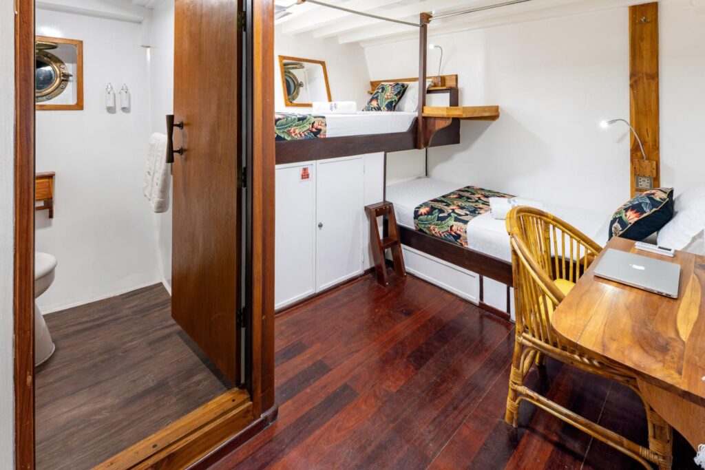 Seahorse Twin Cabin