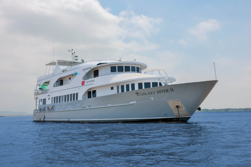 Galapagos Galaxy II Liveaboard