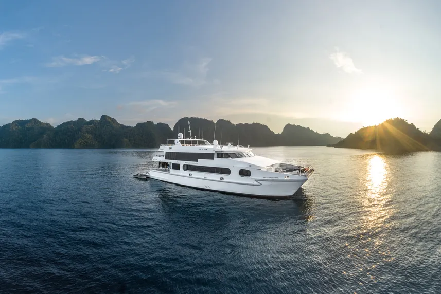 Solitude Adventurer Liveaboard